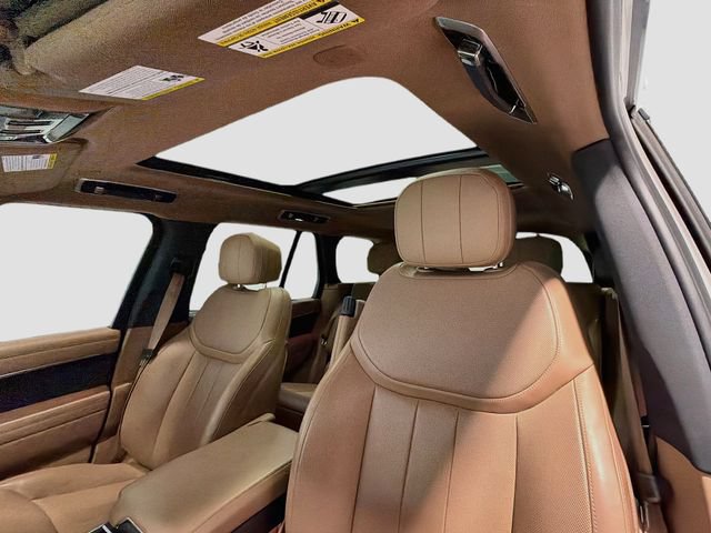 Used 2024 Land Rover Range Rover SE AWD/4WD image 18