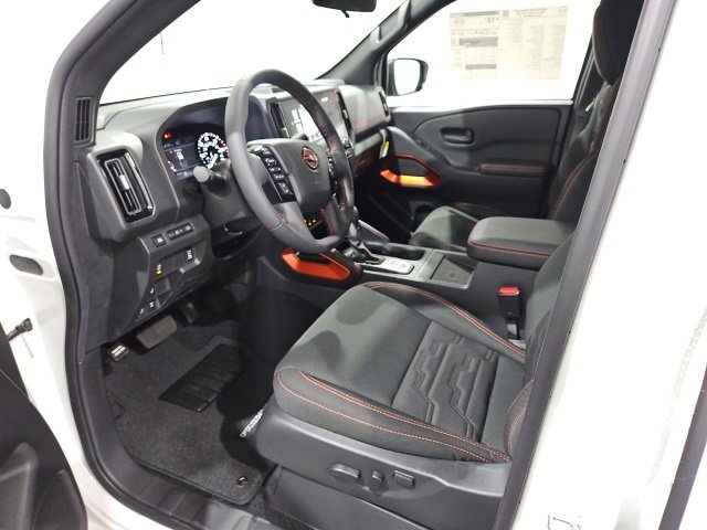 New 2026 Nissan Frontier PRO-4X w/ Pro-4x Convenience Package image 10