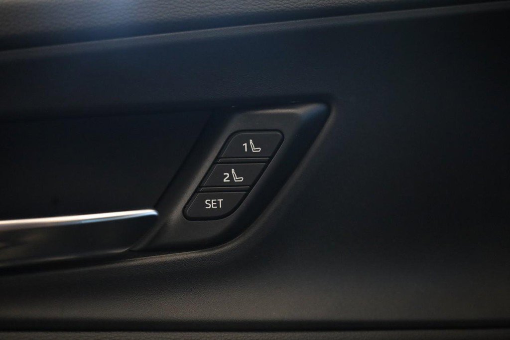 New 2026 Toyota Prius Plug-In Hybrid image 11