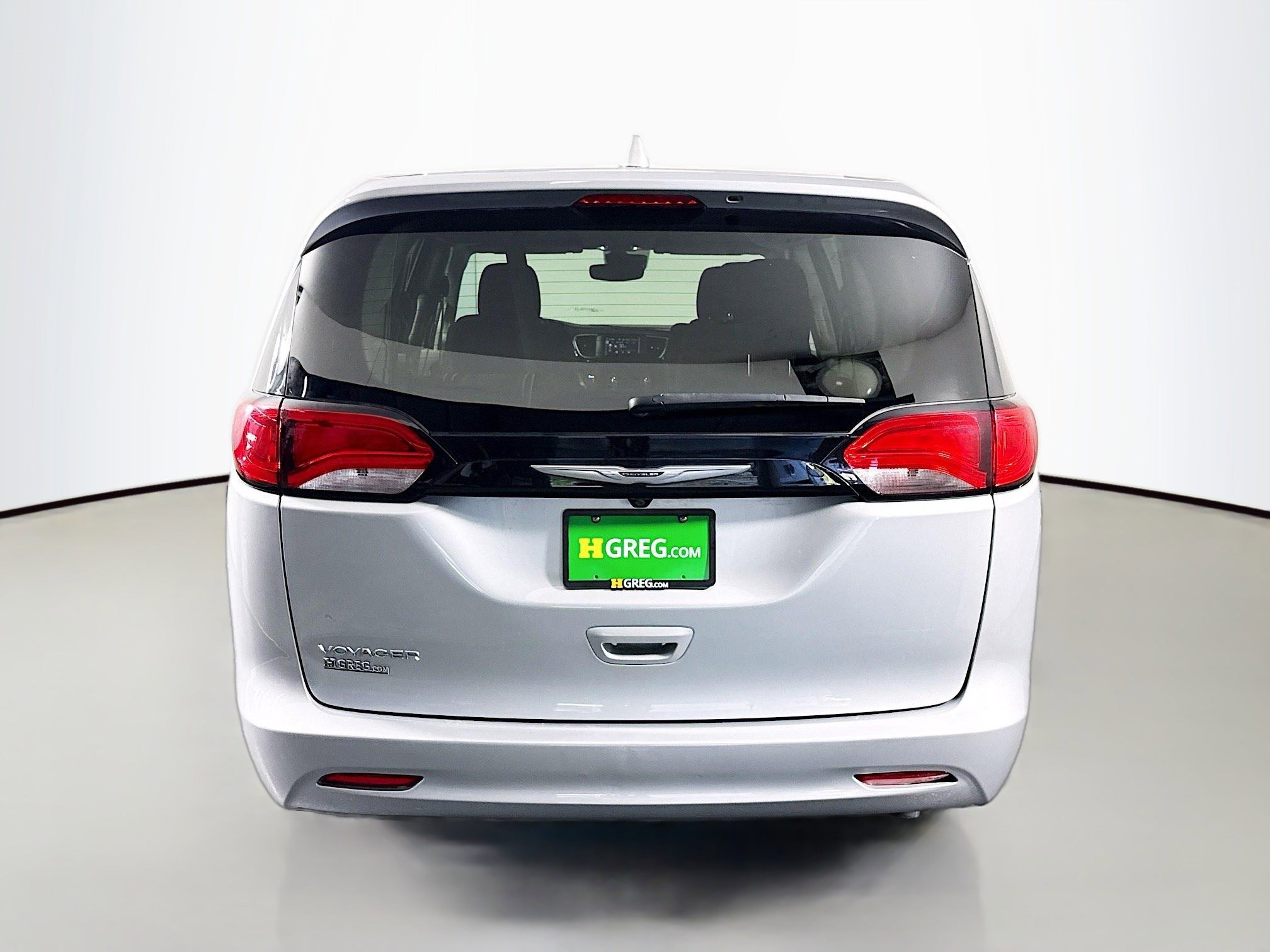 Used 2023 Chrysler Voyager LX FWD image 8