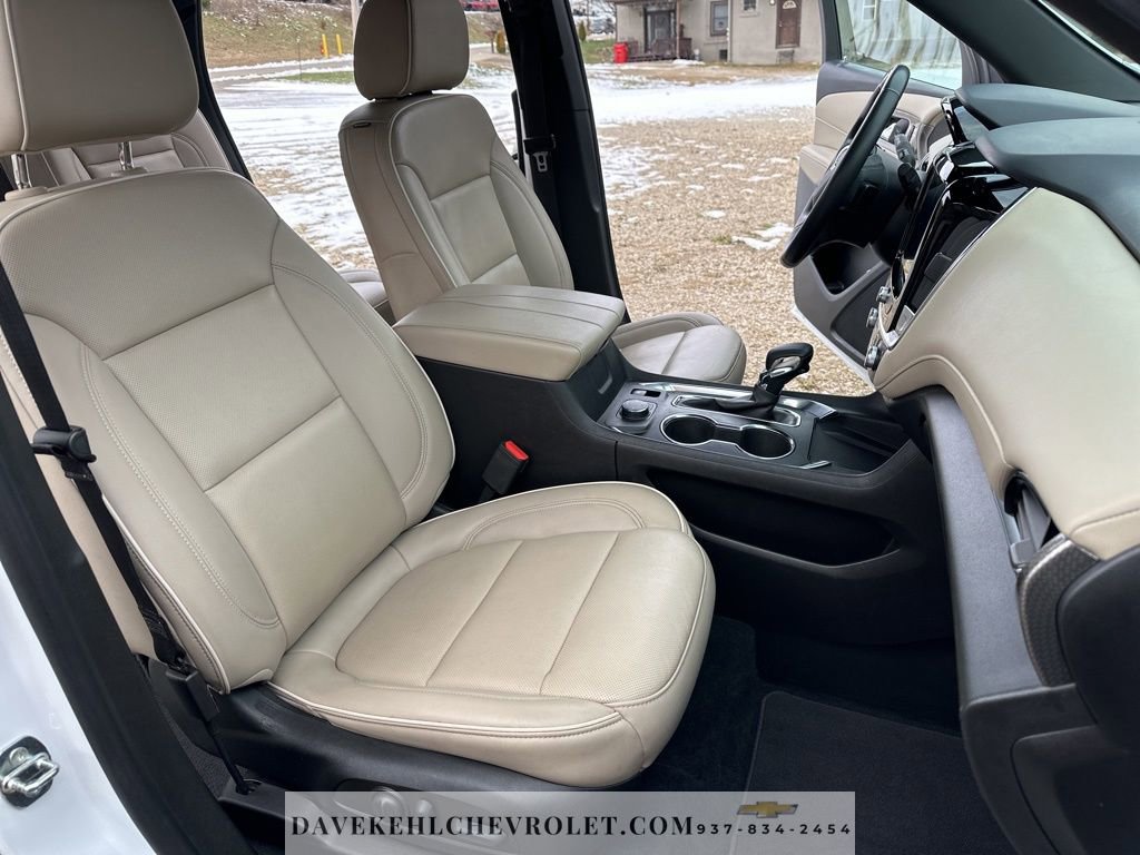 Used 2023 Chevrolet Traverse Premier image 22