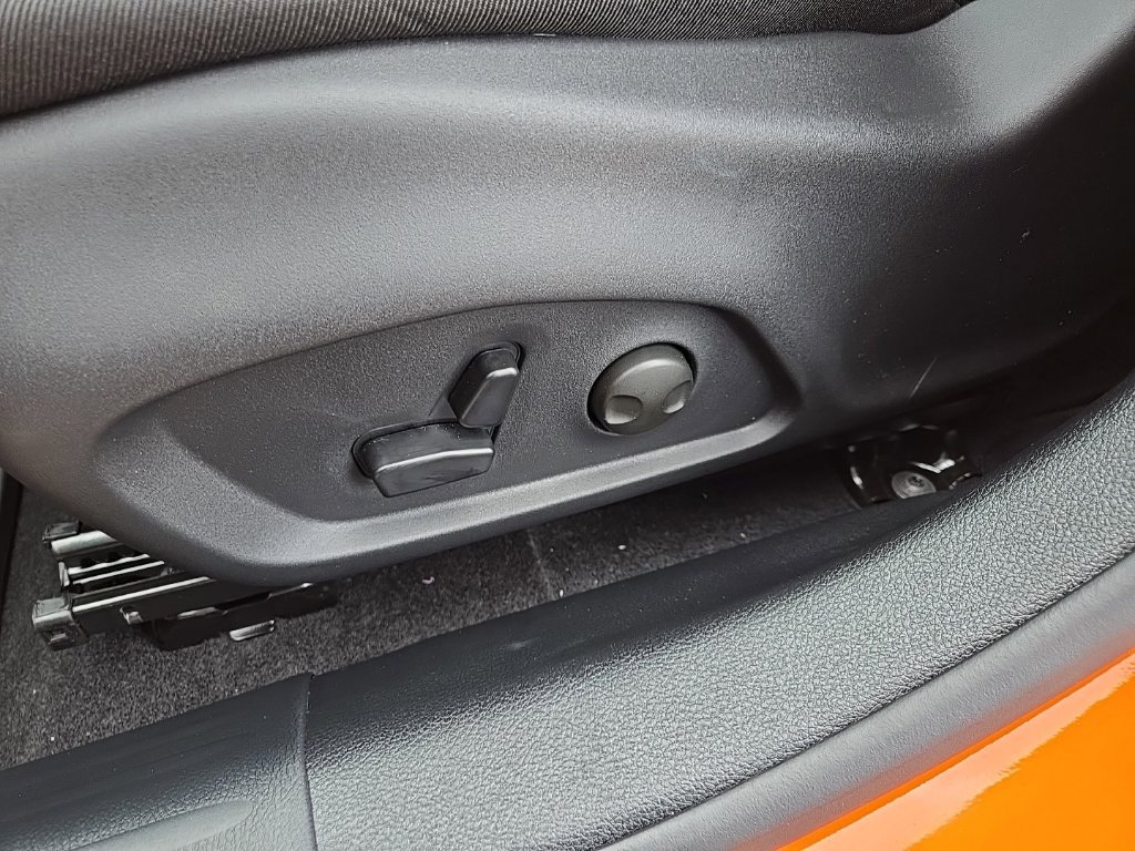 New 2026 Jeep Compass Latitude AWD/4WD image 36