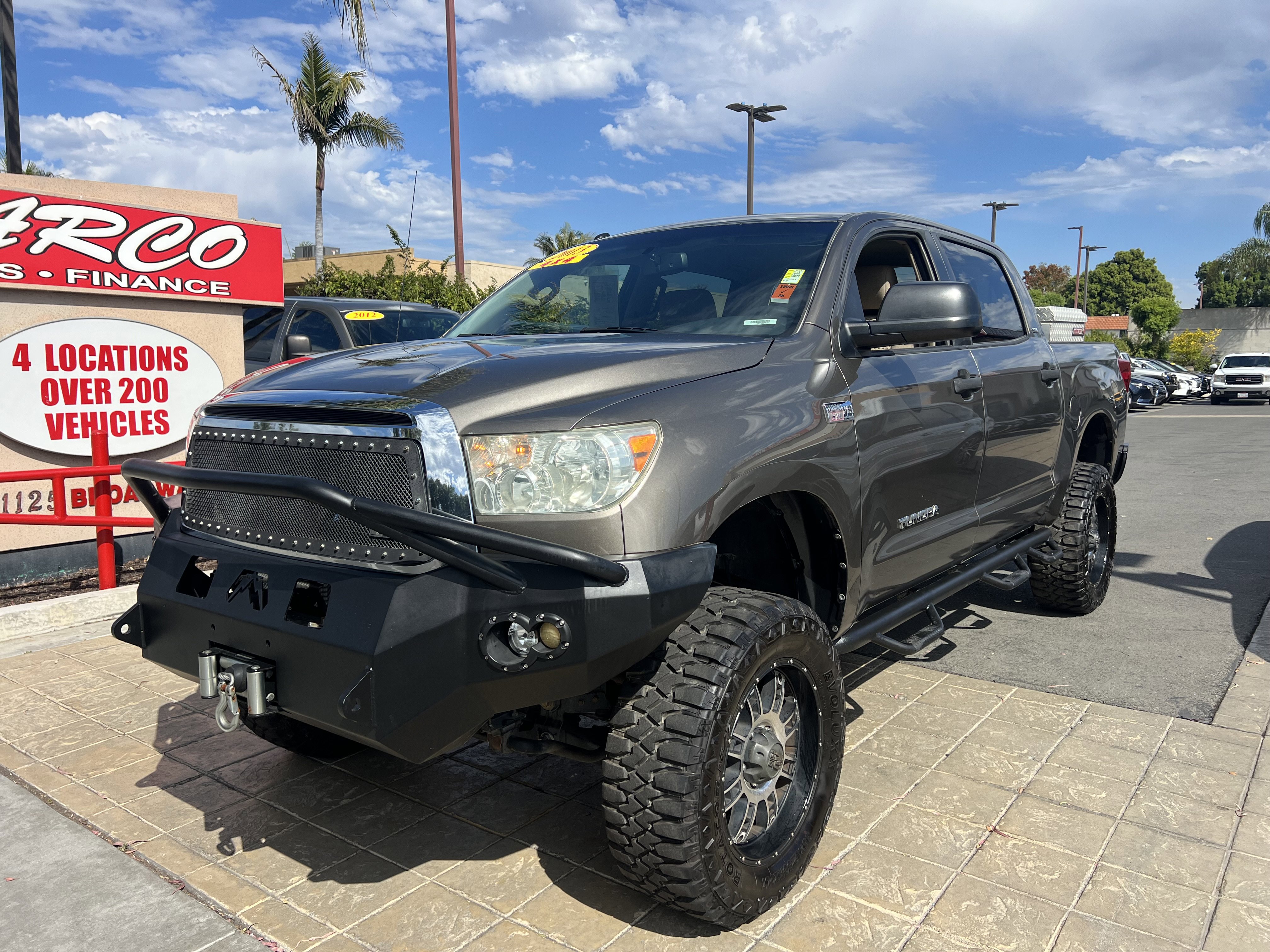 Used 2013 Toyota Tundra 4x4 CrewMax w/ SR5 Pkg image 4