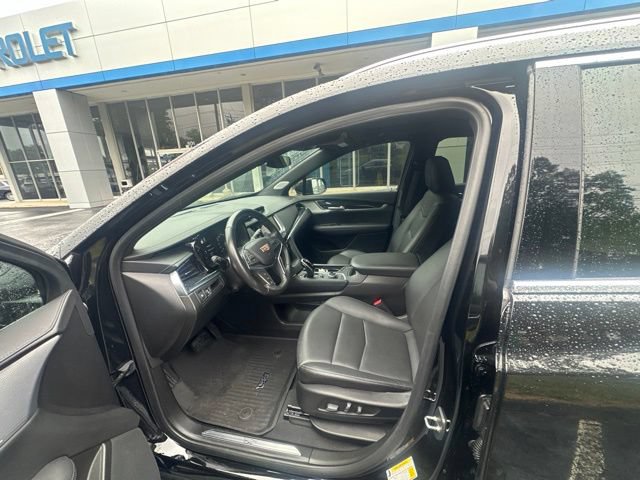 Certified 2023 Cadillac XT5 Premium Luxury FWD image 12