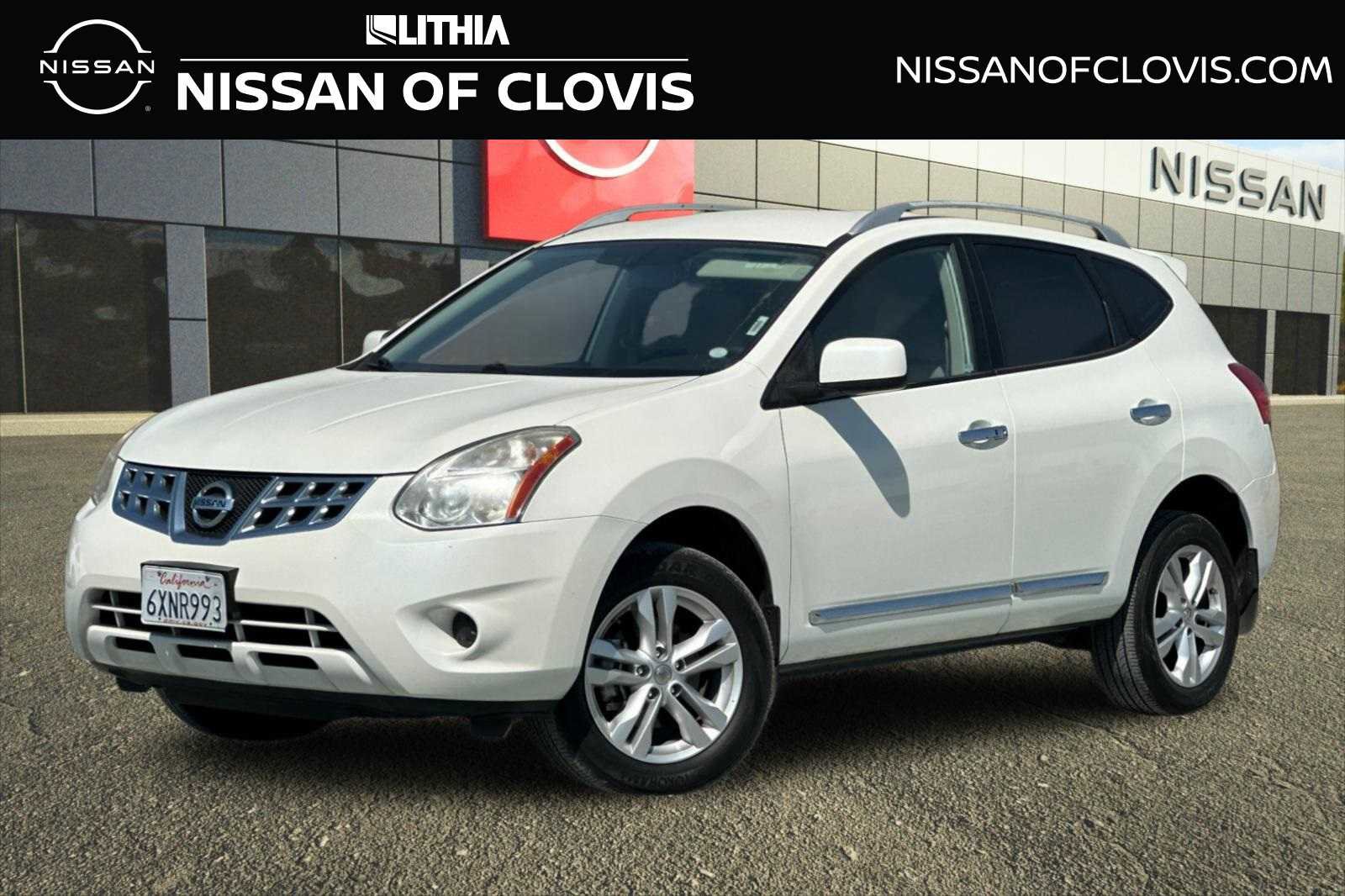 Used 2013 Nissan Rogue SV image 1