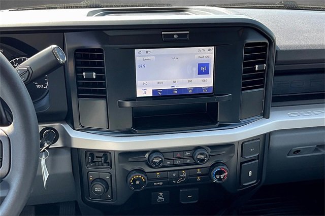 New 2026 Ford F550 4x4 Crew Cab Super Duty w/ XL Chrome Package image 7
