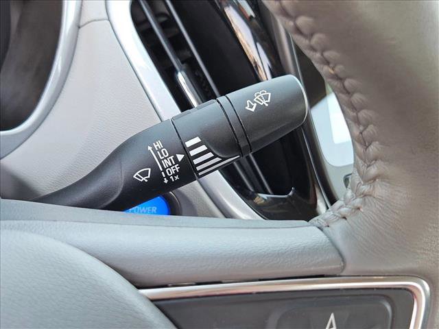 Used 2018 Chevrolet Volt LT w/ Comfort Package FWD image 16