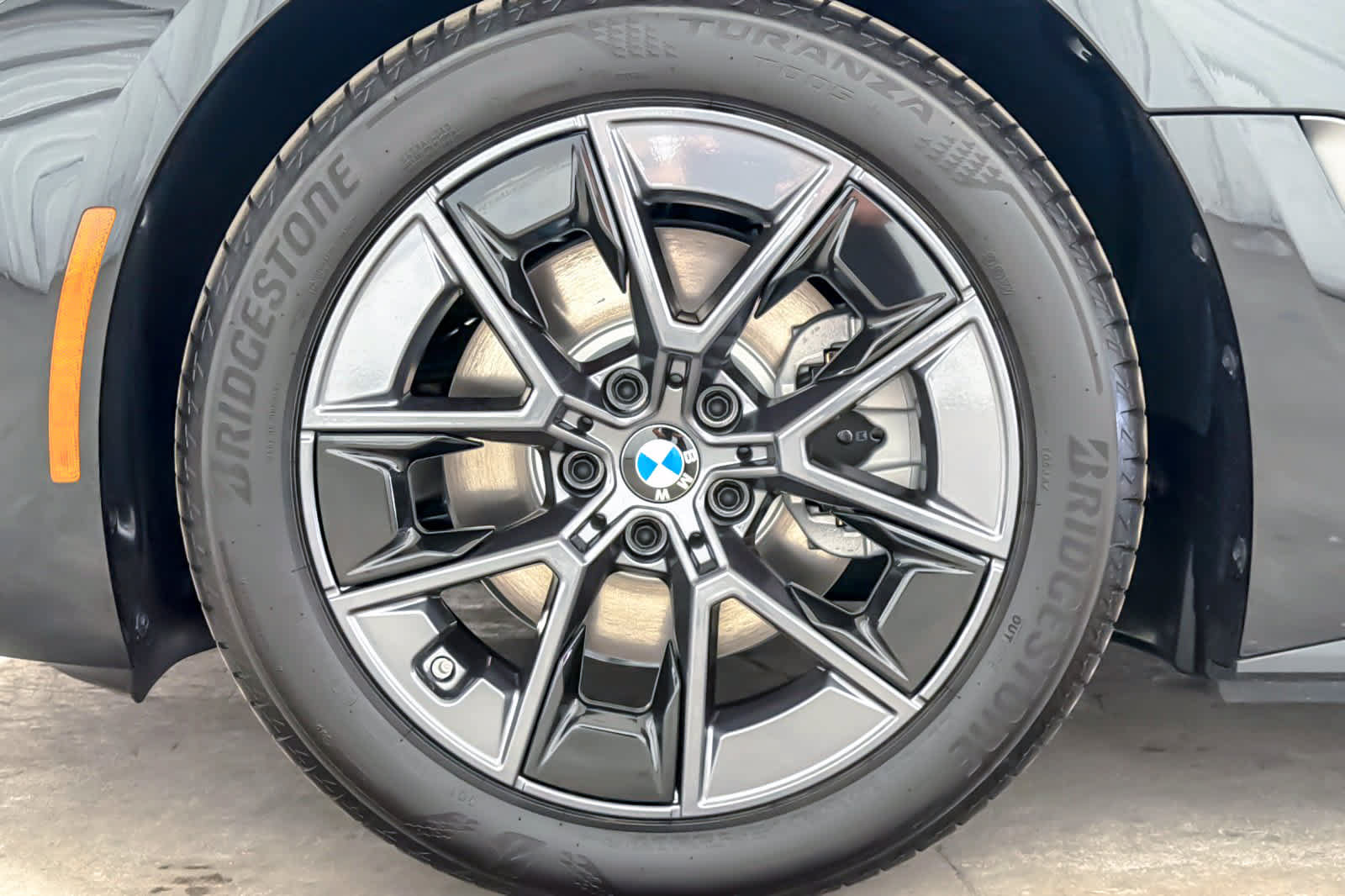 New 2026 BMW i4 eDrive40 w/ Premium Package RWD image 24