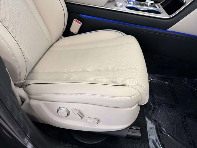 Used 2026 Genesis GV80 2.5T Advanced image 15