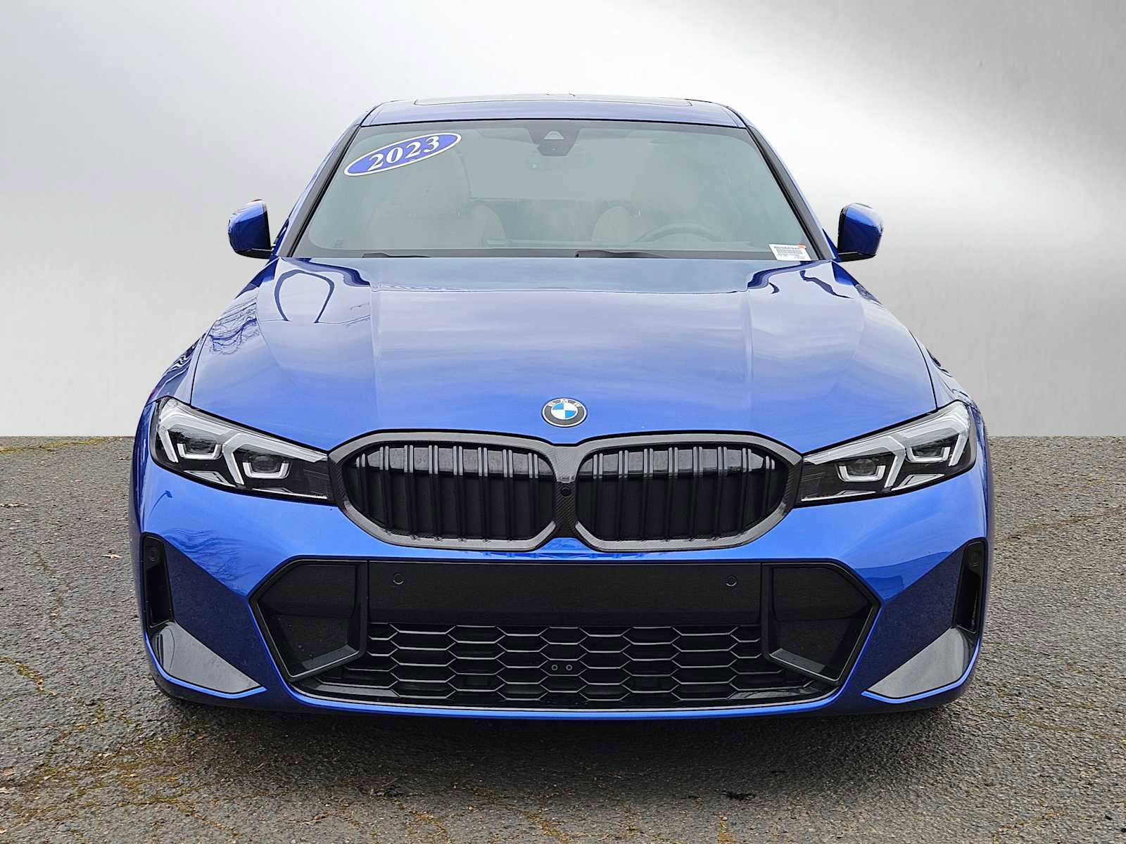 Used 2023 BMW 330i xDrive 330i xDrive w/ M Sport Package image 8