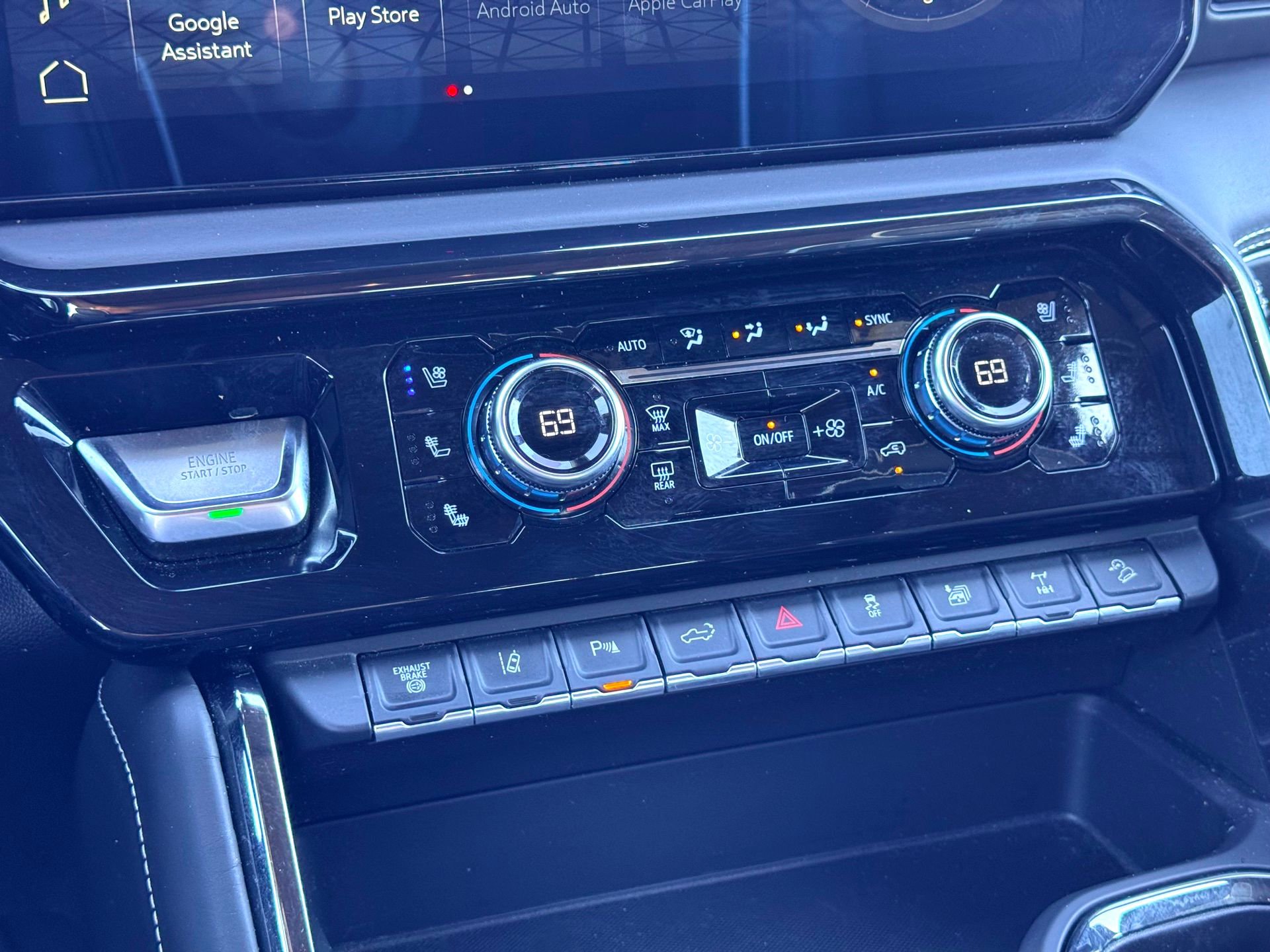 Used 2024 GMC Sierra 2500 AT4X w/ AT4X AEV Edition image 33