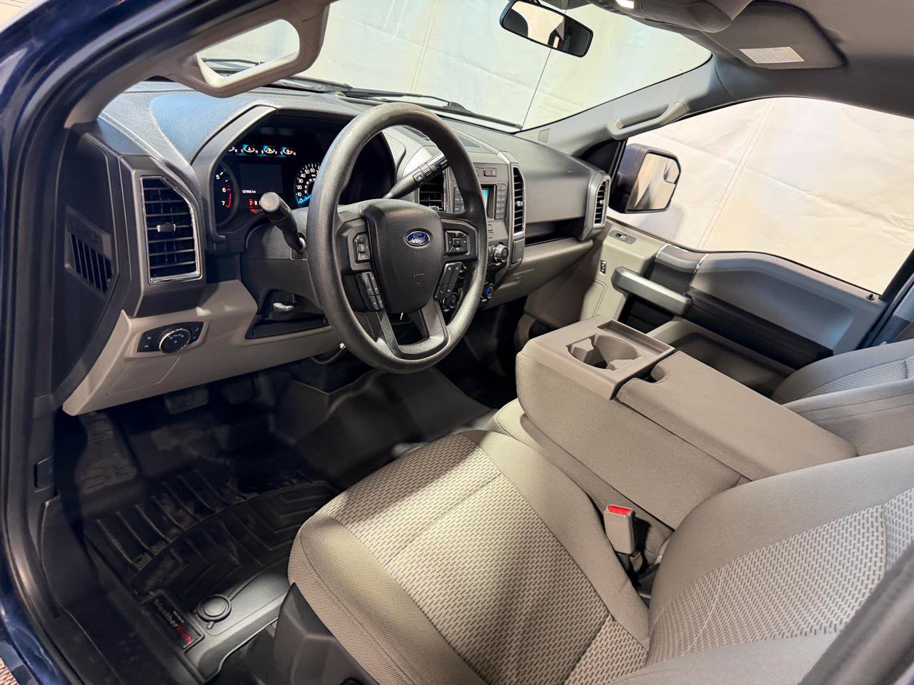 Used 2016 Ford F150 XLT AWD/4WD image 26