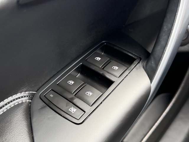 Used 2016 Buick Regal Premium w/ Driver Confidence Package #1 FWD image 28