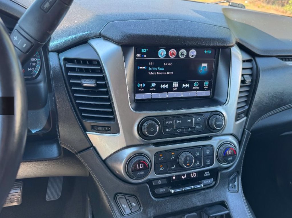 Used 2018 Chevrolet Suburban LT AWD/4WD image 12