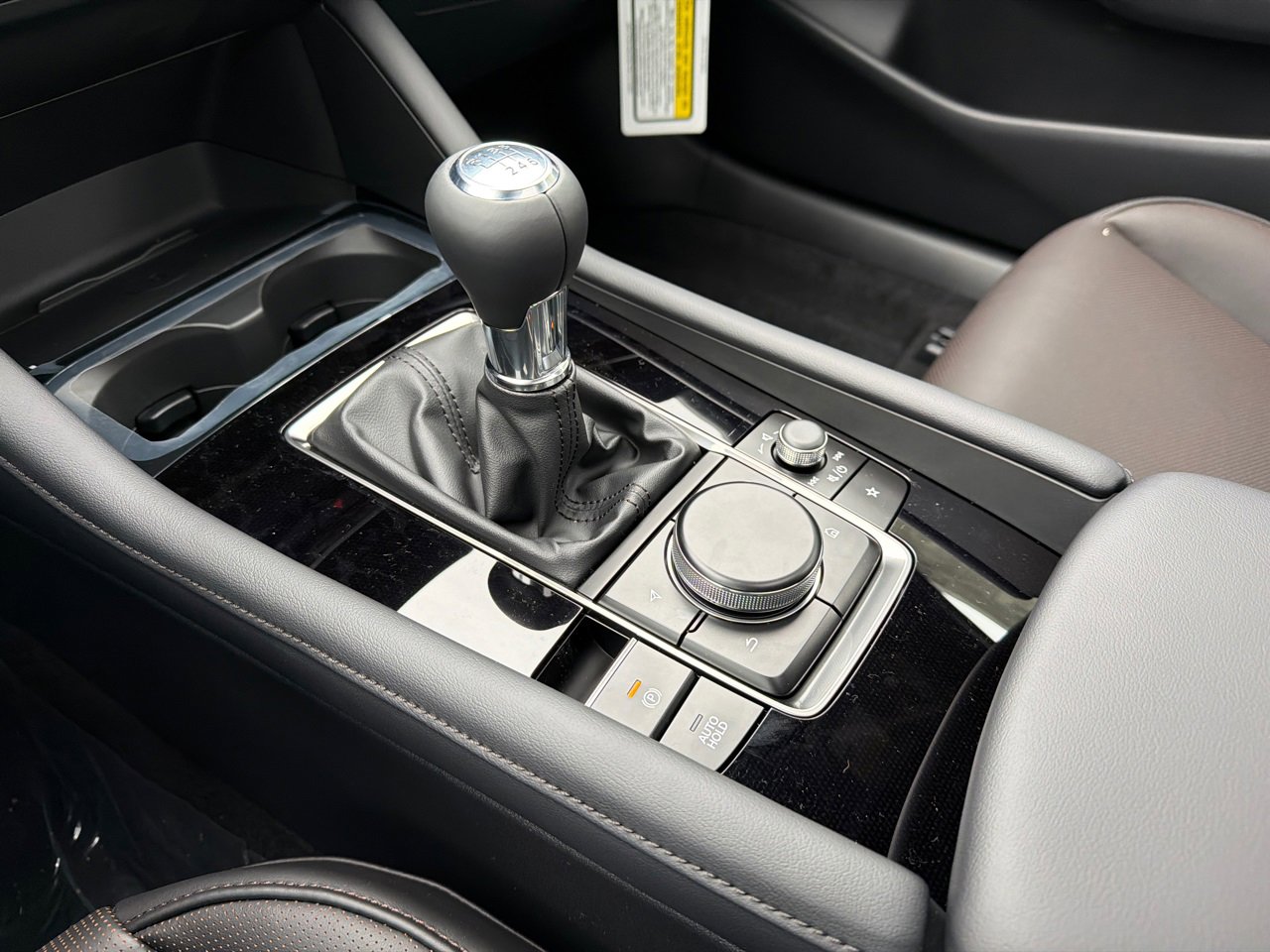 New 2026 MAZDA MAZDA3 2.5 S Hatchback w/ Premium Pkg image 28