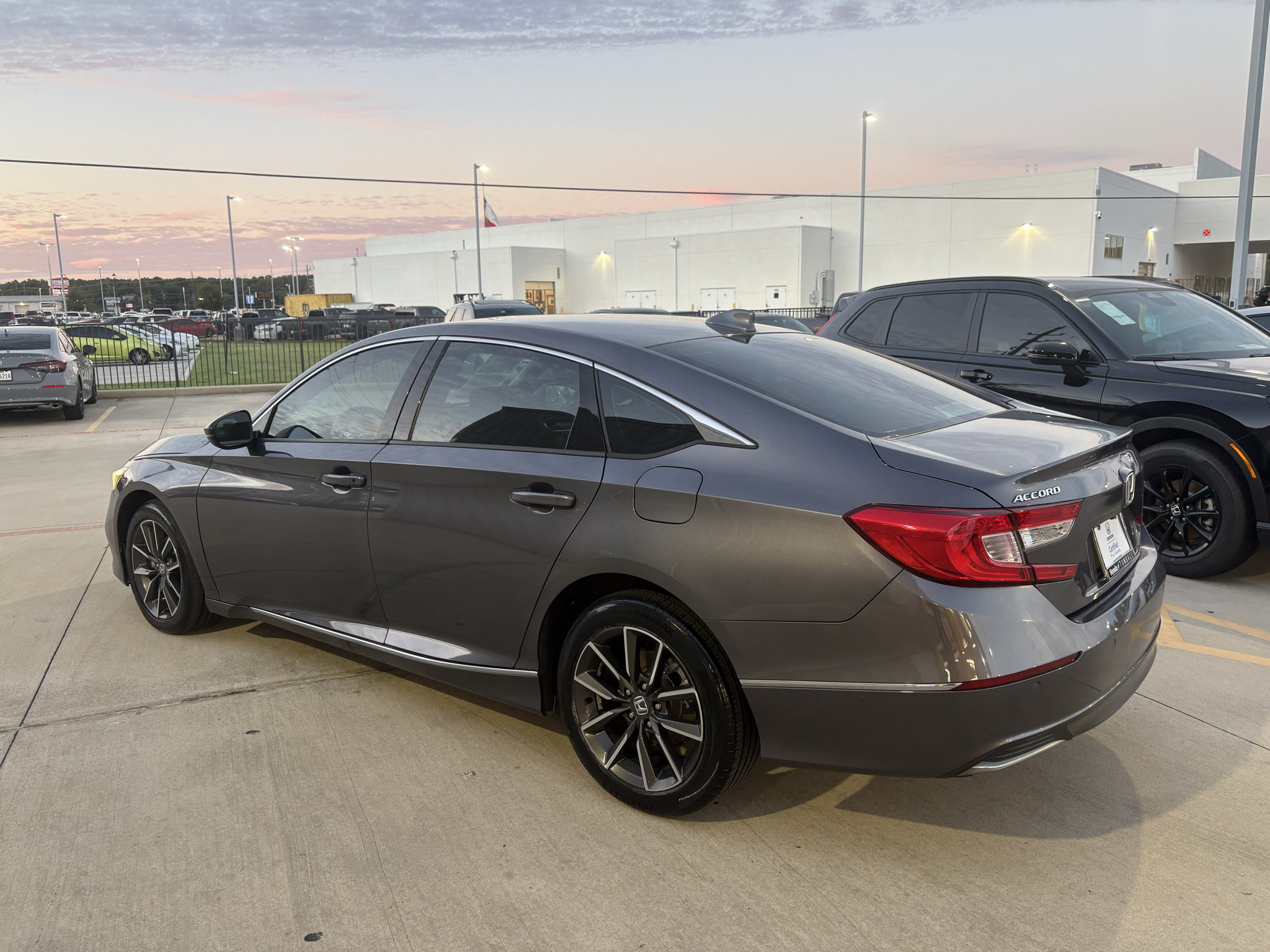 Used 2021 Honda Accord EX-L image 6