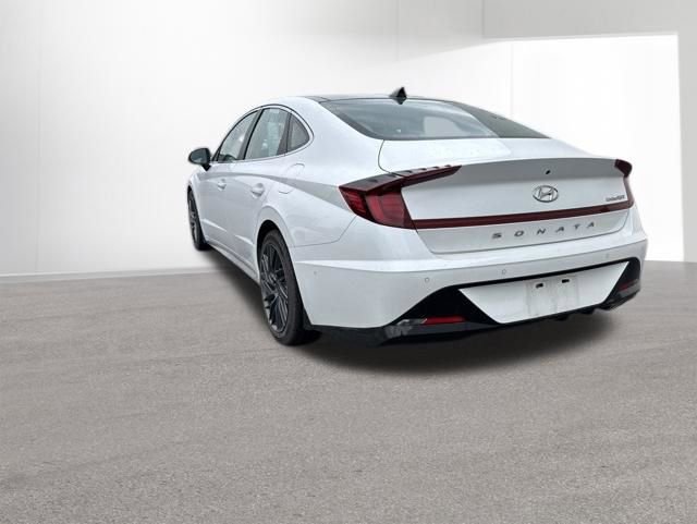 Used 2022 Hyundai Sonata Limited FWD image 3