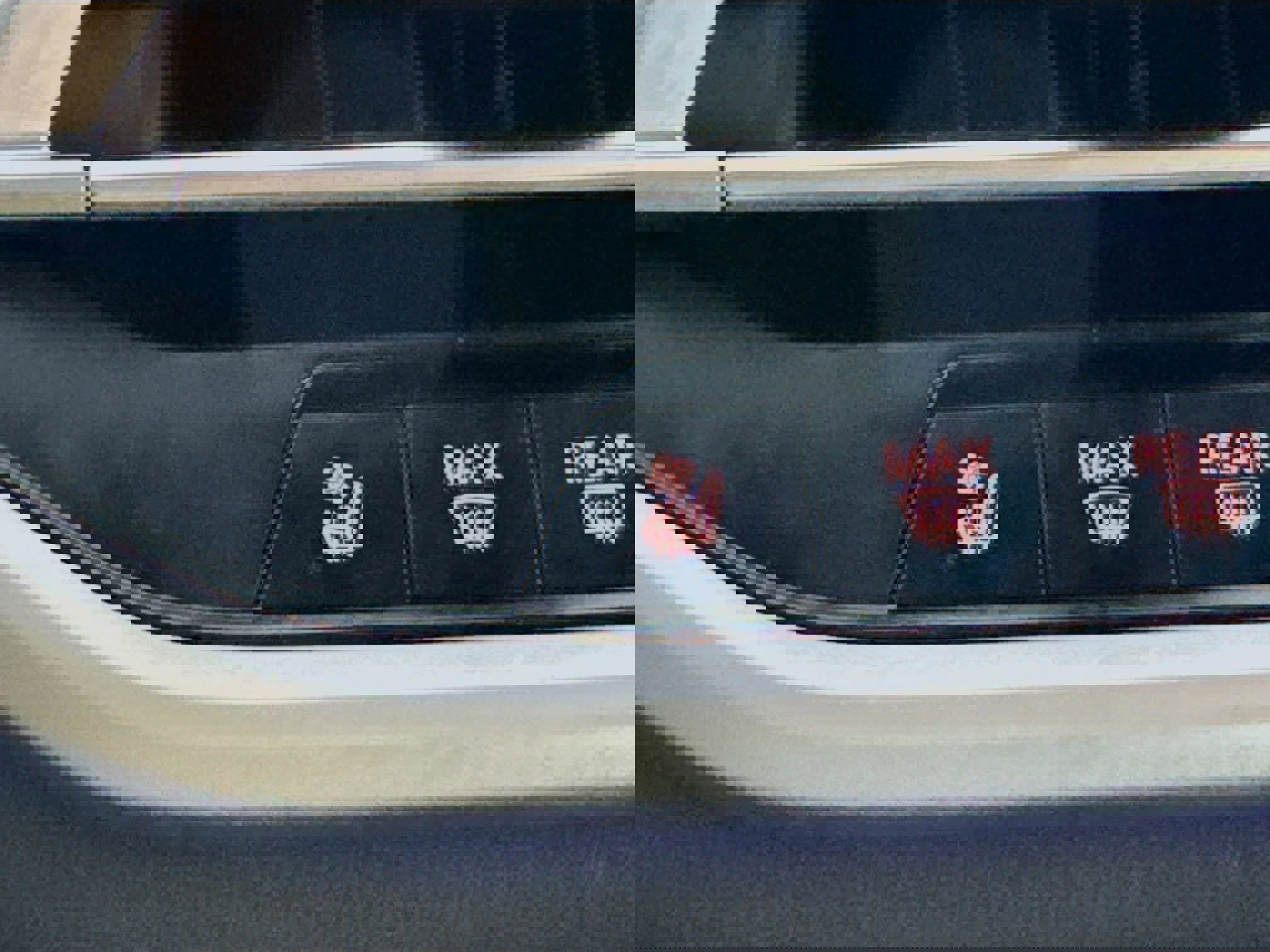 Used 2022 BMW X5 xDrive40i w/ Luxury Seating Package image 4