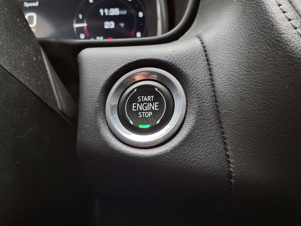 Certified 2023 GMC Yukon XL SLE image 17