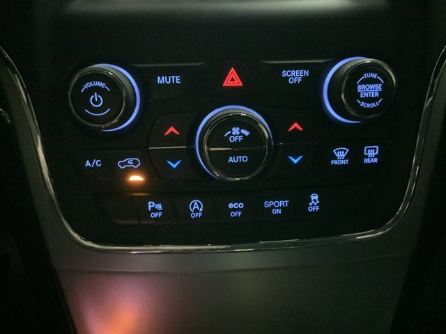 Used 2018 Jeep Grand Cherokee Limited AWD/4WD image 27