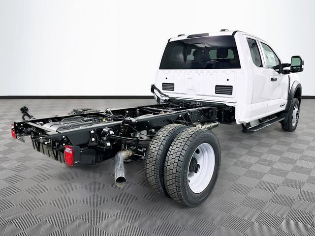 New 2026 Ford F550 4x4 Supercab Super Duty image 4