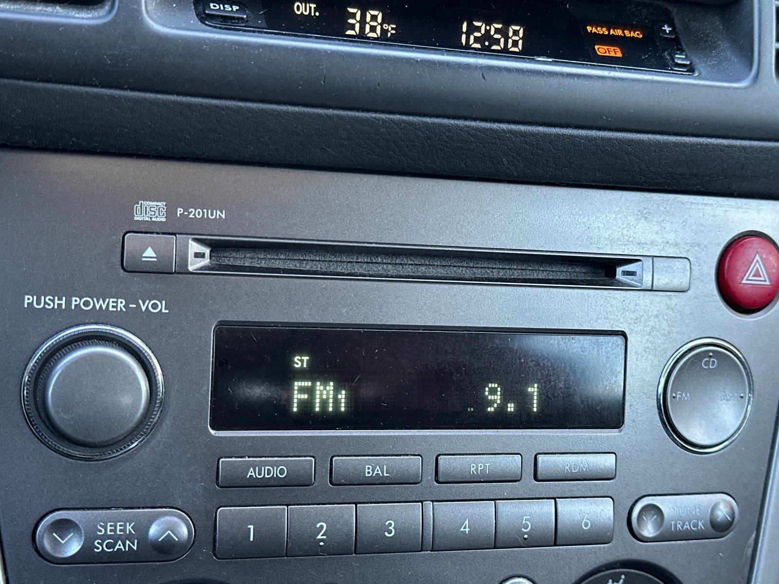 Used 2005 Subaru Outback 2.5i image 18