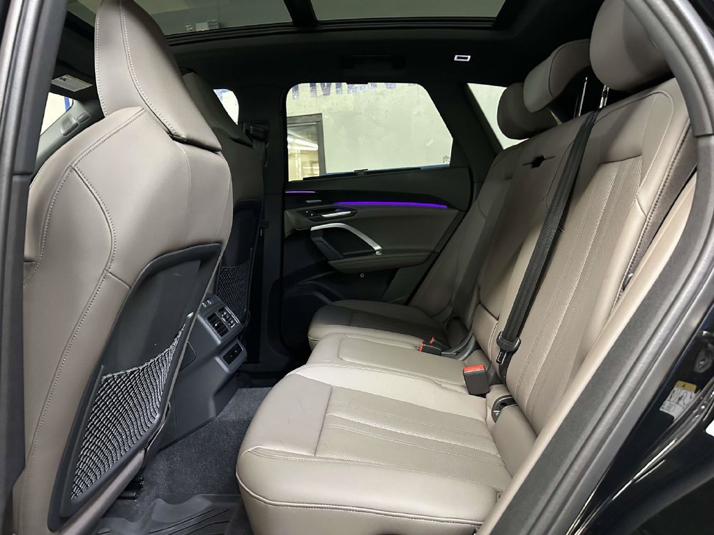 Used 2025 Audi Q5 Premium Plus w/ Premium Plus AWD/4WD image 20