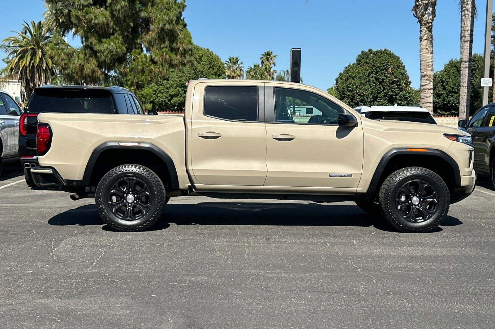 Used 2023 GMC Canyon Elevation RWD image 3