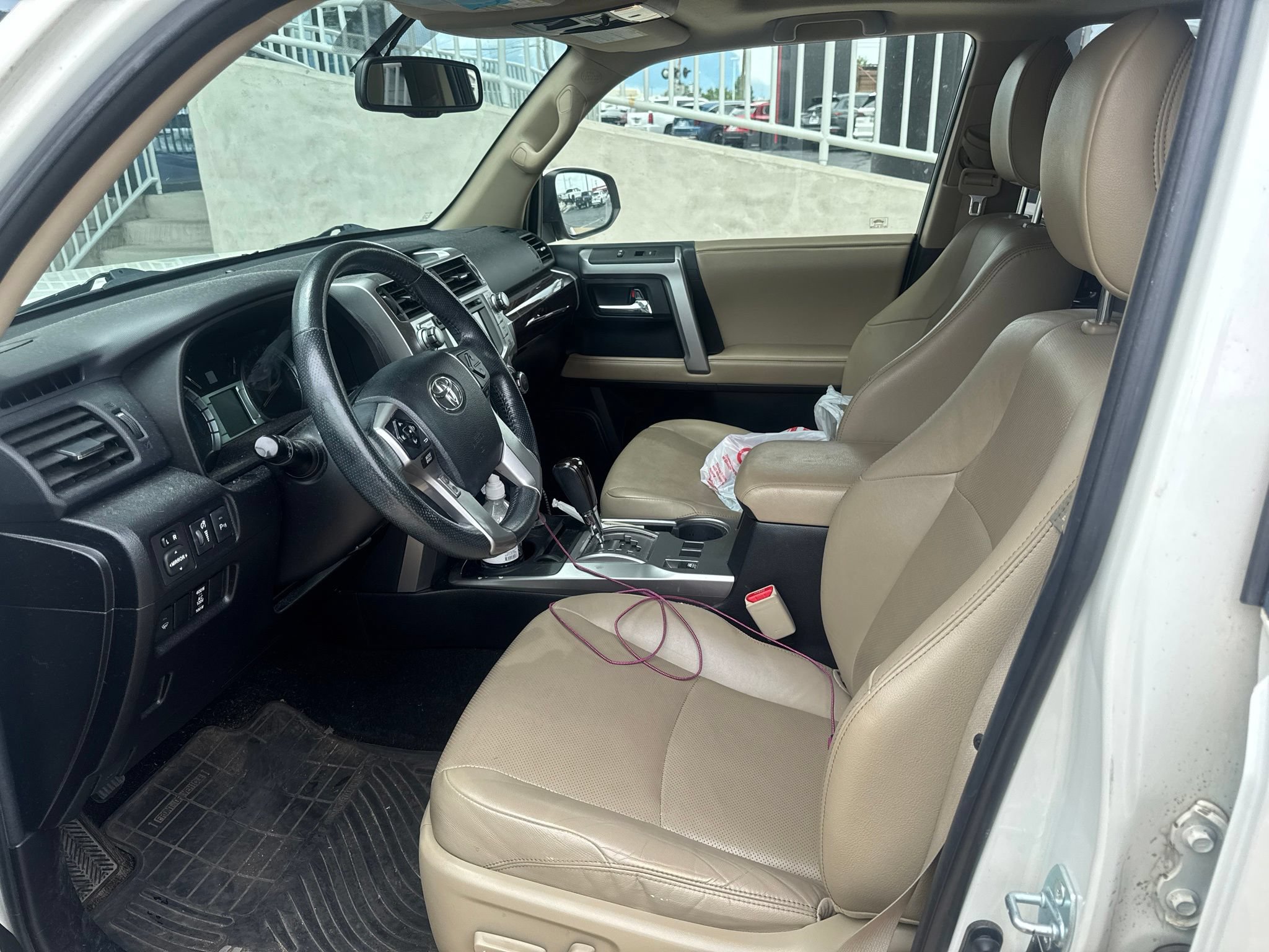 Used 2016 Toyota 4Runner Limited w/ Four Season Floor Mat Package AWD/4WD image 5