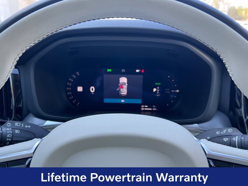 Certified 2025 Volvo XC60 T8 Core AWD/4WD image 19