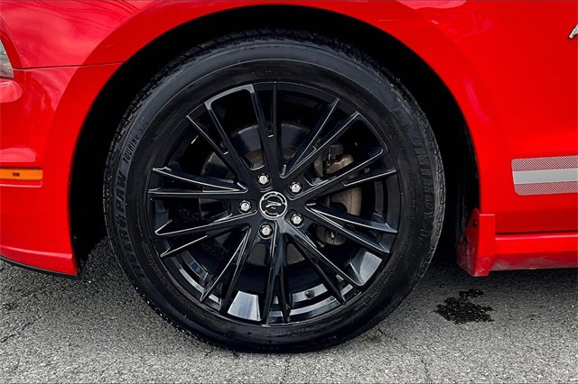 Used 2013 Ford Mustang Premium image 8