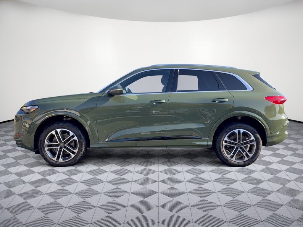 Certified 2026 Audi Q5 Premium AWD/4WD image 2