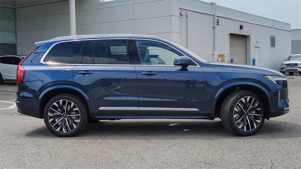 New 2026 Volvo XC90 B6 Plus w/ Protection Package Premier image 2