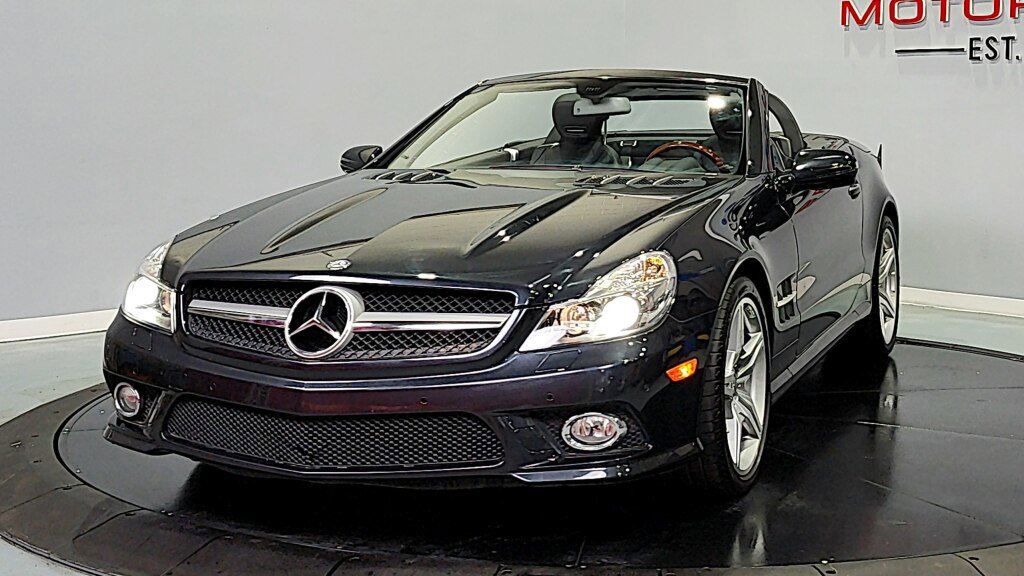 Used 2012 Mercedes-Benz SL 550 image 3