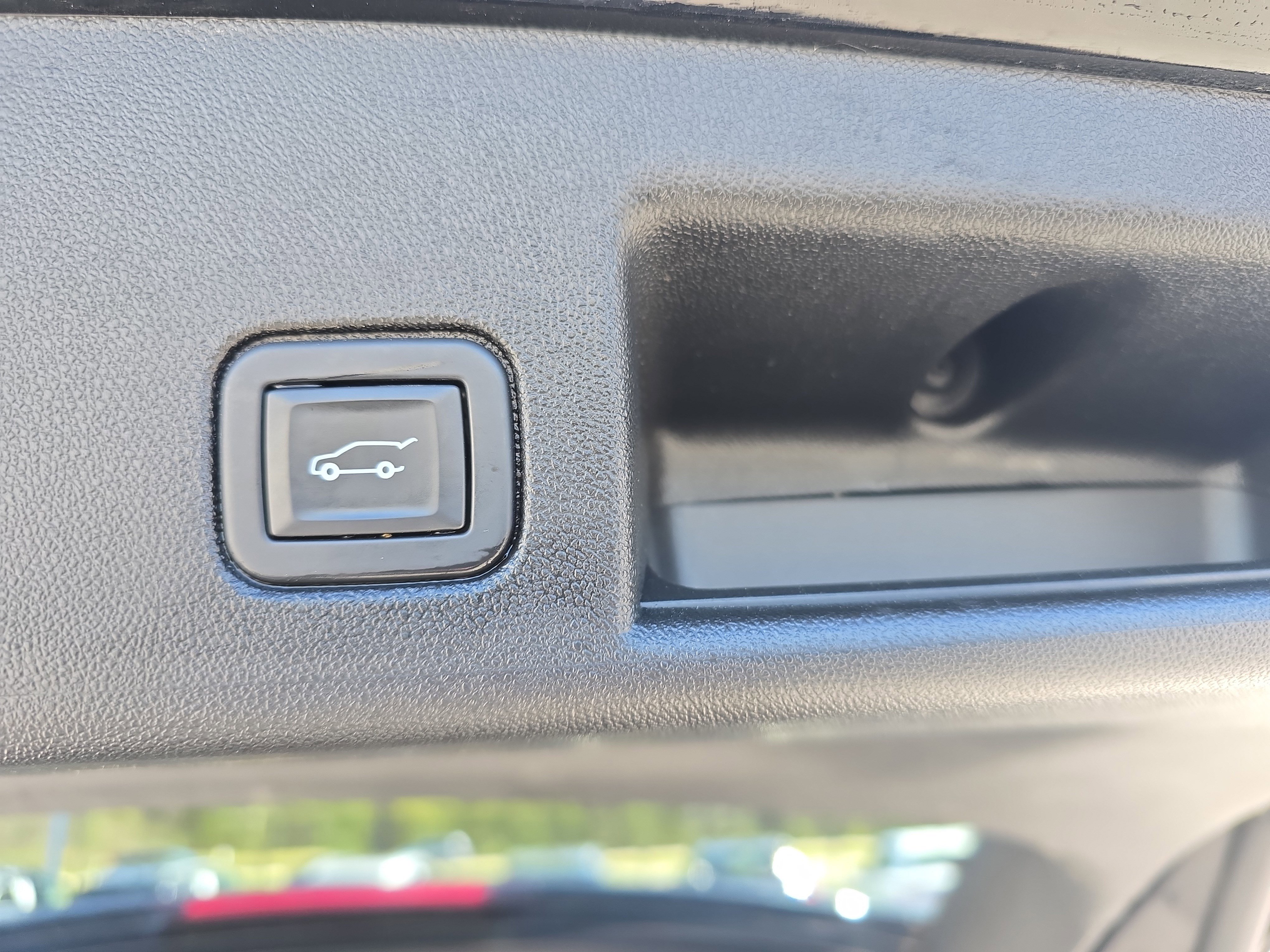 Used 2021 Chevrolet Equinox LT image 12