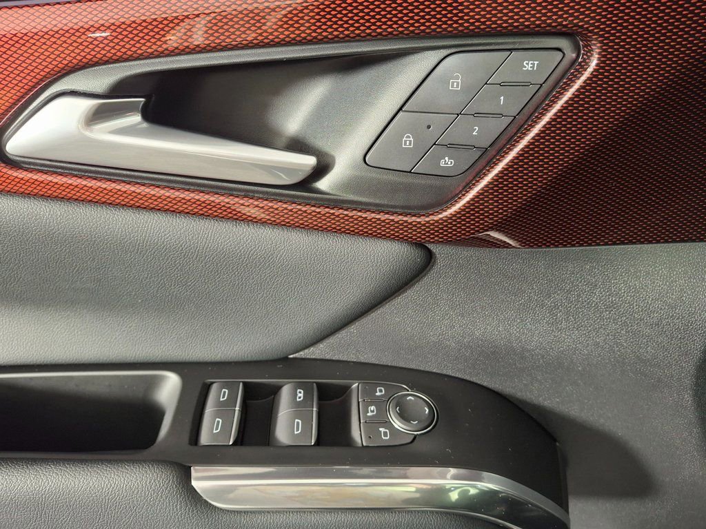 Used 2024 Chevrolet Traverse RS w/ LPO, Floor Liner Package image 25