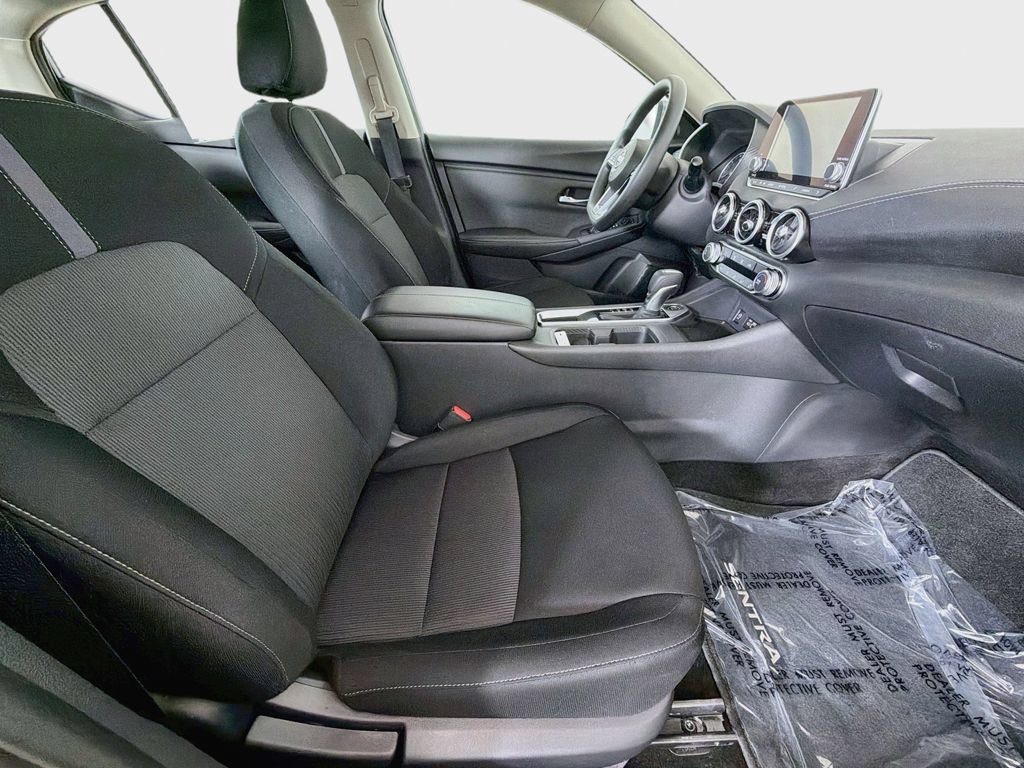 Used 2024 Nissan Sentra SV FWD image 20