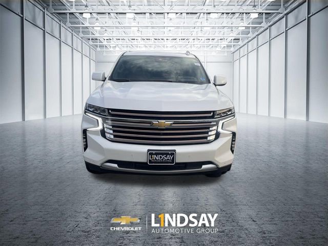 Used 2023 Chevrolet Suburban High Country image 3