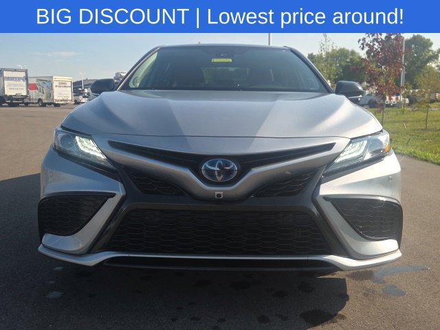 Used 2023 Toyota Camry XSE w/ Navigation Package FWD image 3