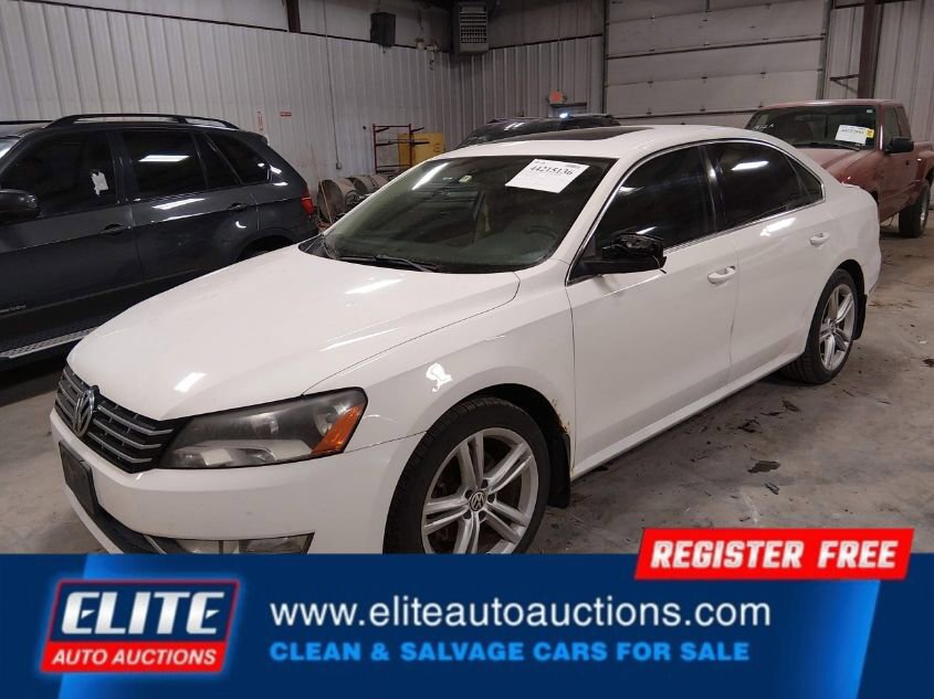 Used 2013 Volkswagen Passat 3.6 SEL Premium image 3