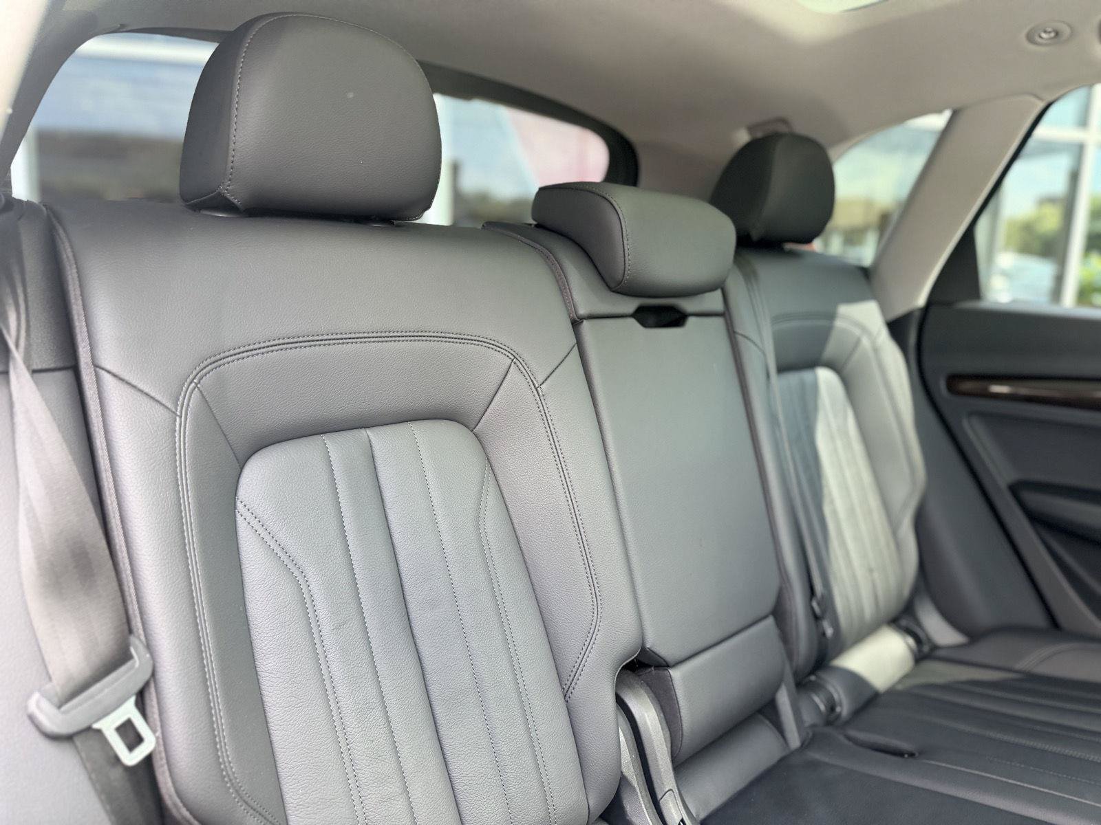 Used 2018 Audi Q5 2.0T Premium Plus w/ Premium Plus Package AWD/4WD image 19