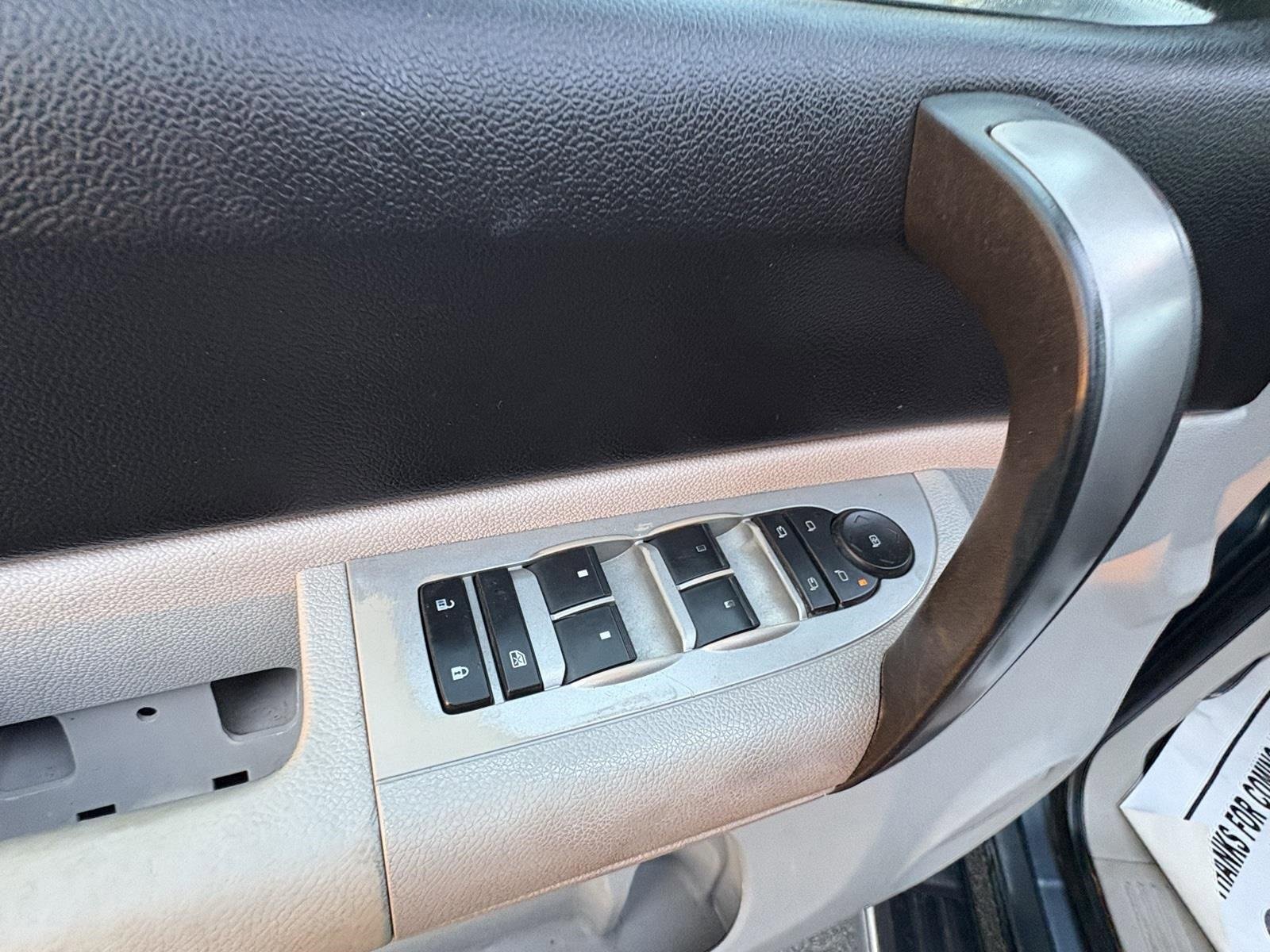 Used 2009 Chevrolet Silverado 1500 LT w/ Power Pack Plus image 18