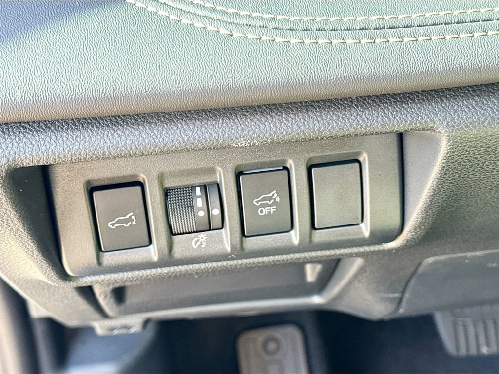 Certified 2025 Subaru Outback Limited w/ Popular Package #2 image 13