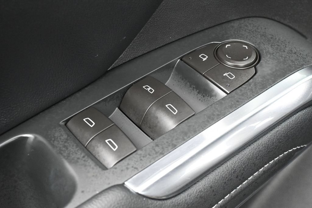 Used 2026 Chevrolet Traverse LT FWD image 14
