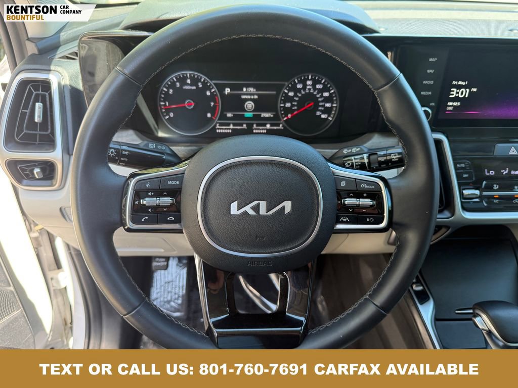 Used 2023 Kia Sorento S w/ Panoramic Sunroof Package AWD/4WD image 17