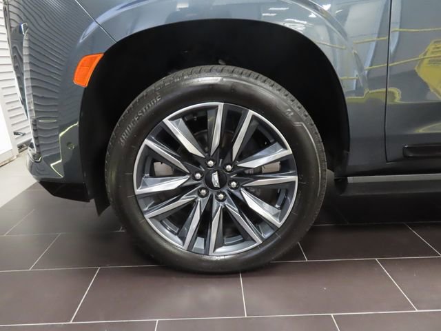 Certified 2021 Cadillac Escalade Sport w/ Driver Assist Tech Package image 15