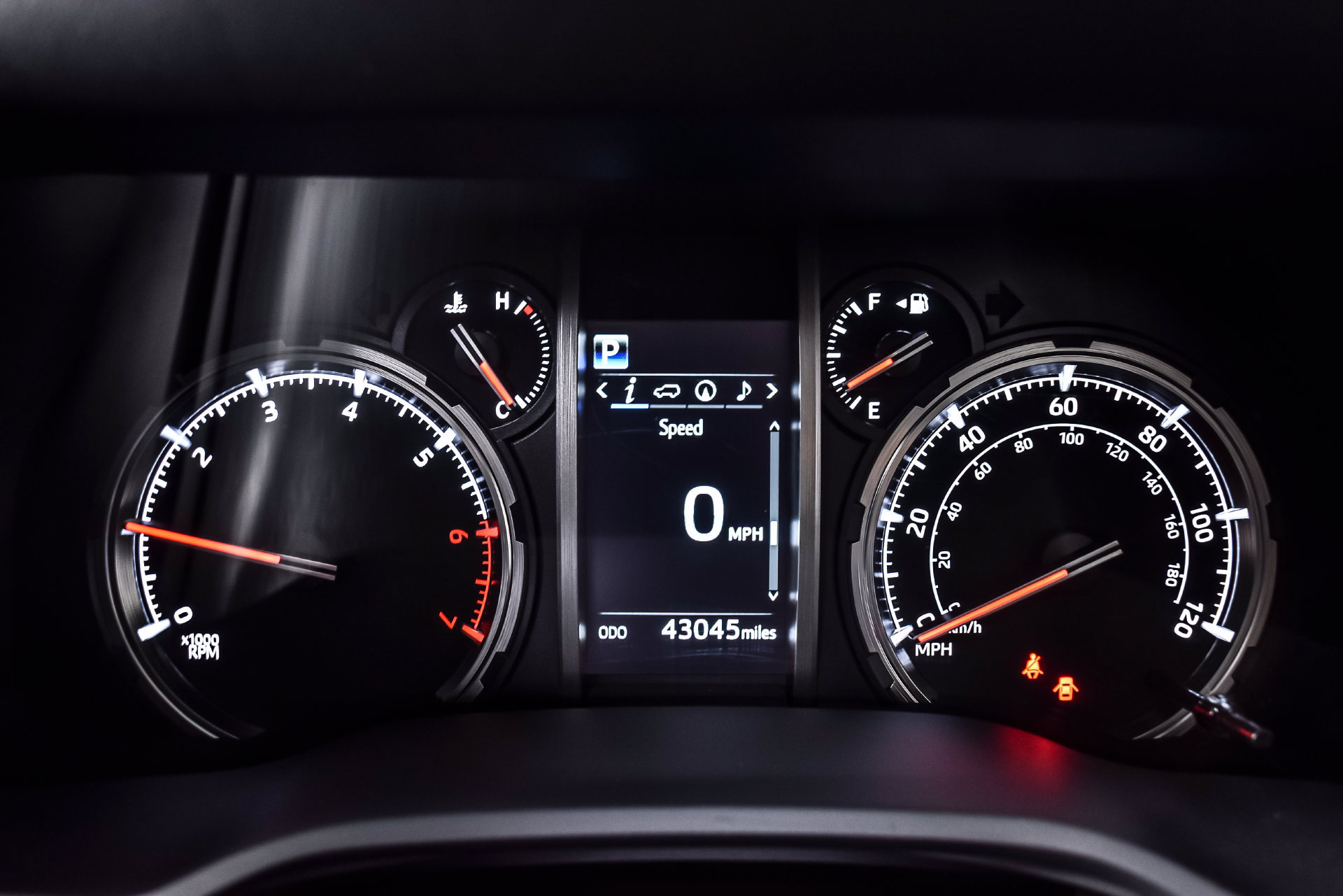 Used 2024 Toyota 4Runner TRD Off-Road Premium w/ Off Road Premium Plus Package AWD/4WD image 16