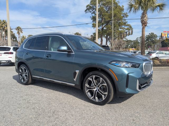 New 2026 BMW X5 xDrive40i w/ Premium Package image 3