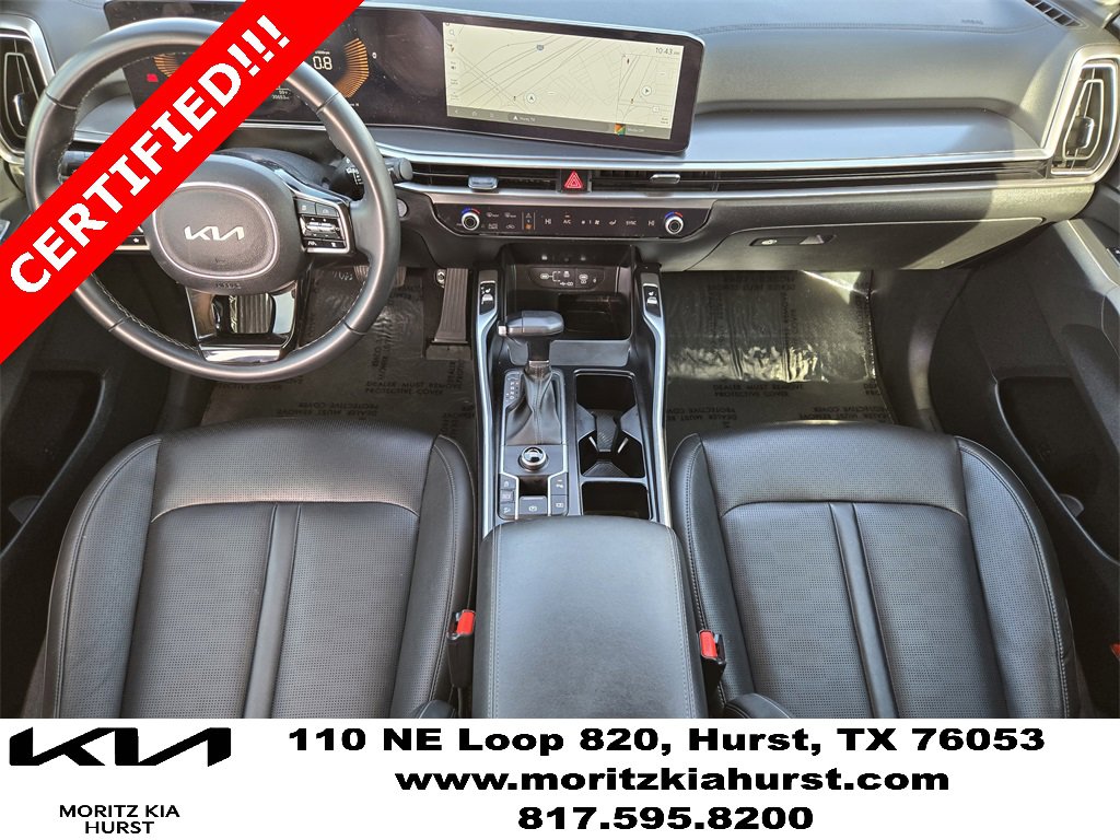 Certified 2024 Kia Sorento EX w/ Panoramic Sunroof Package image 5