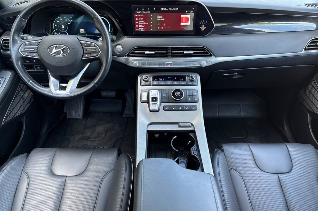 Used 2022 Hyundai Palisade Calligraphy w/ Winter Package image 10
